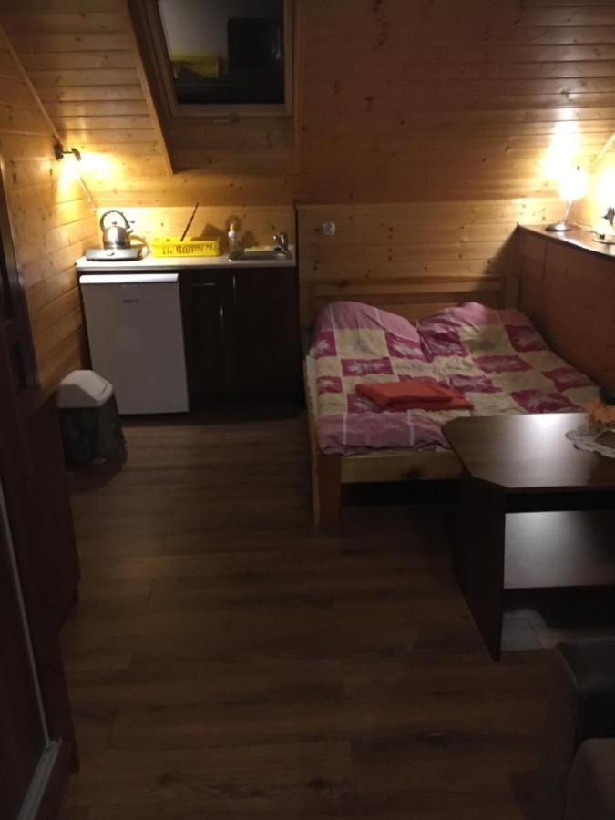 Pokoje Vip Тшенсач Экстерьер фото
