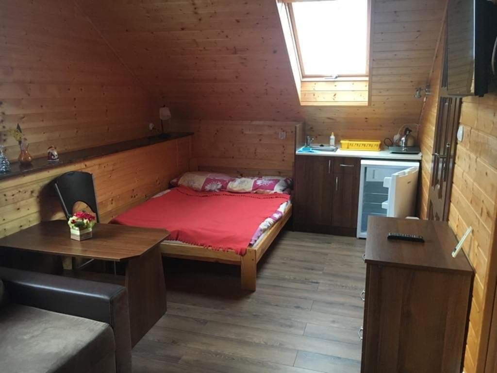 Pokoje Vip Тшенсач Экстерьер фото